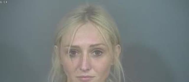 Lauren Pierce mugshot