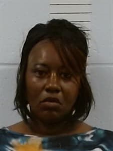 Samantha Lewis mugshot