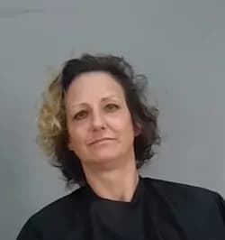 Crystal Lynn Crow mugshot