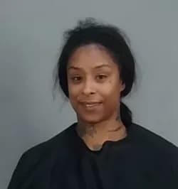 Diamond Karen Michell Campbell mugshot