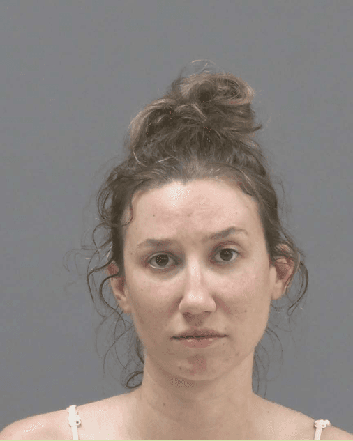 Rhiannon Marie Hennebeck mugshot