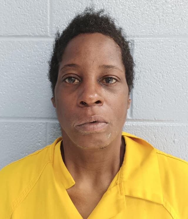Julia Walker mugshot